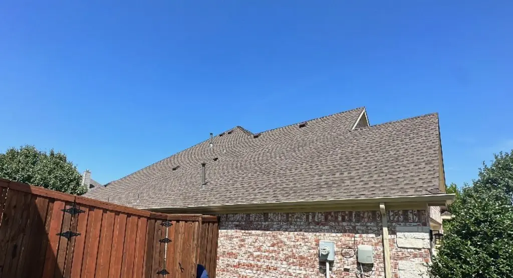 Completed roof replacement project in Claremore